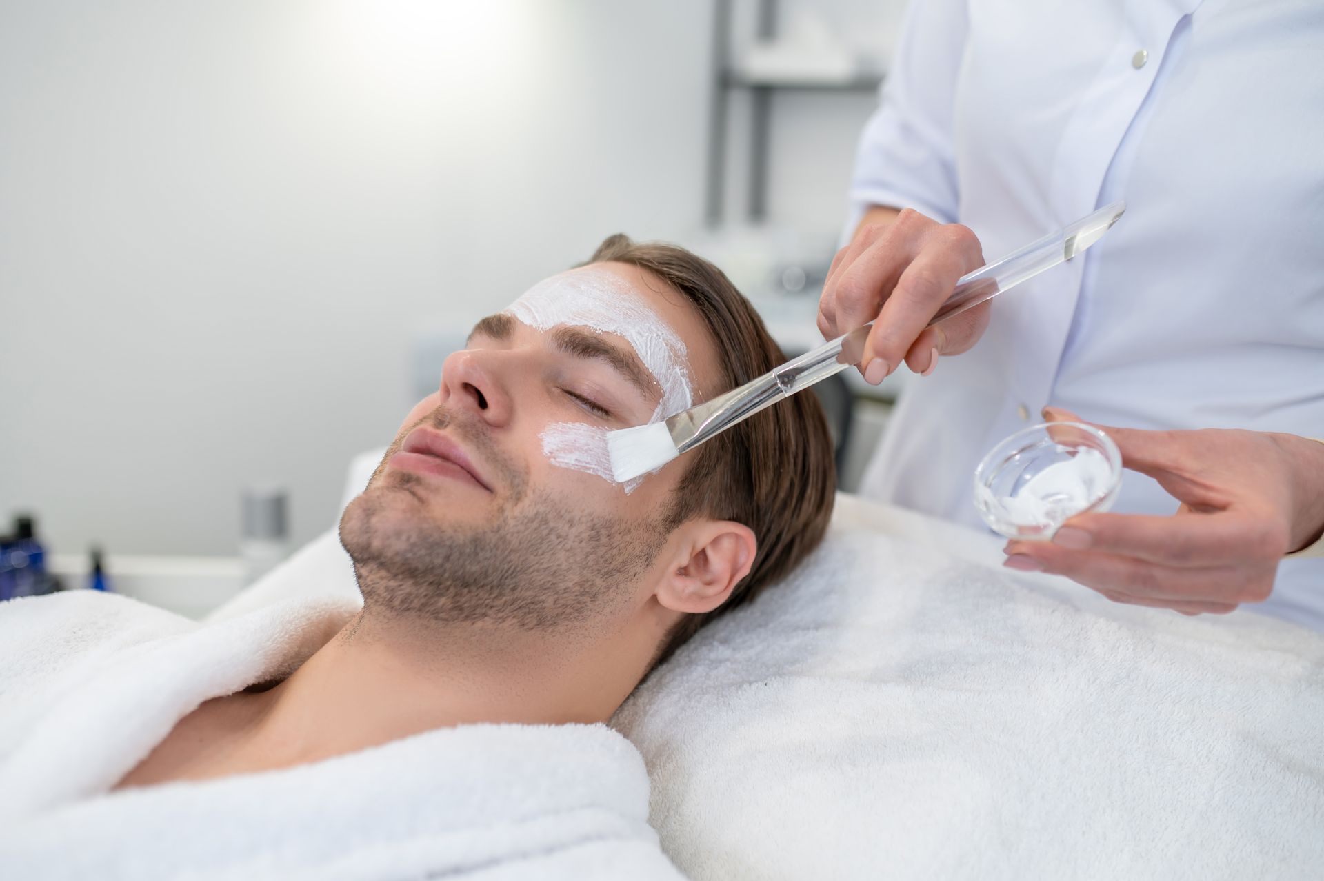 Estética masculina y procedimientos estéticos: más allá de los estereotipos